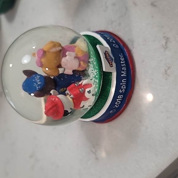 Nickelodeon Paw Patrol one size multi color snow globe. - Picture 3 of 4